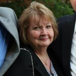 Meet your Posher, Cynthia